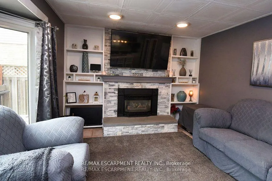 Photo 15 of 448 Acadia Drive, Hamilton, Rushdale — HOMEH