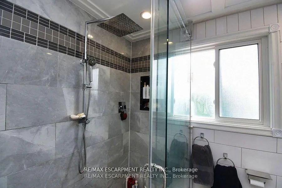 Photo 29 of 448 Acadia Drive, Hamilton, Rushdale — HOMEH