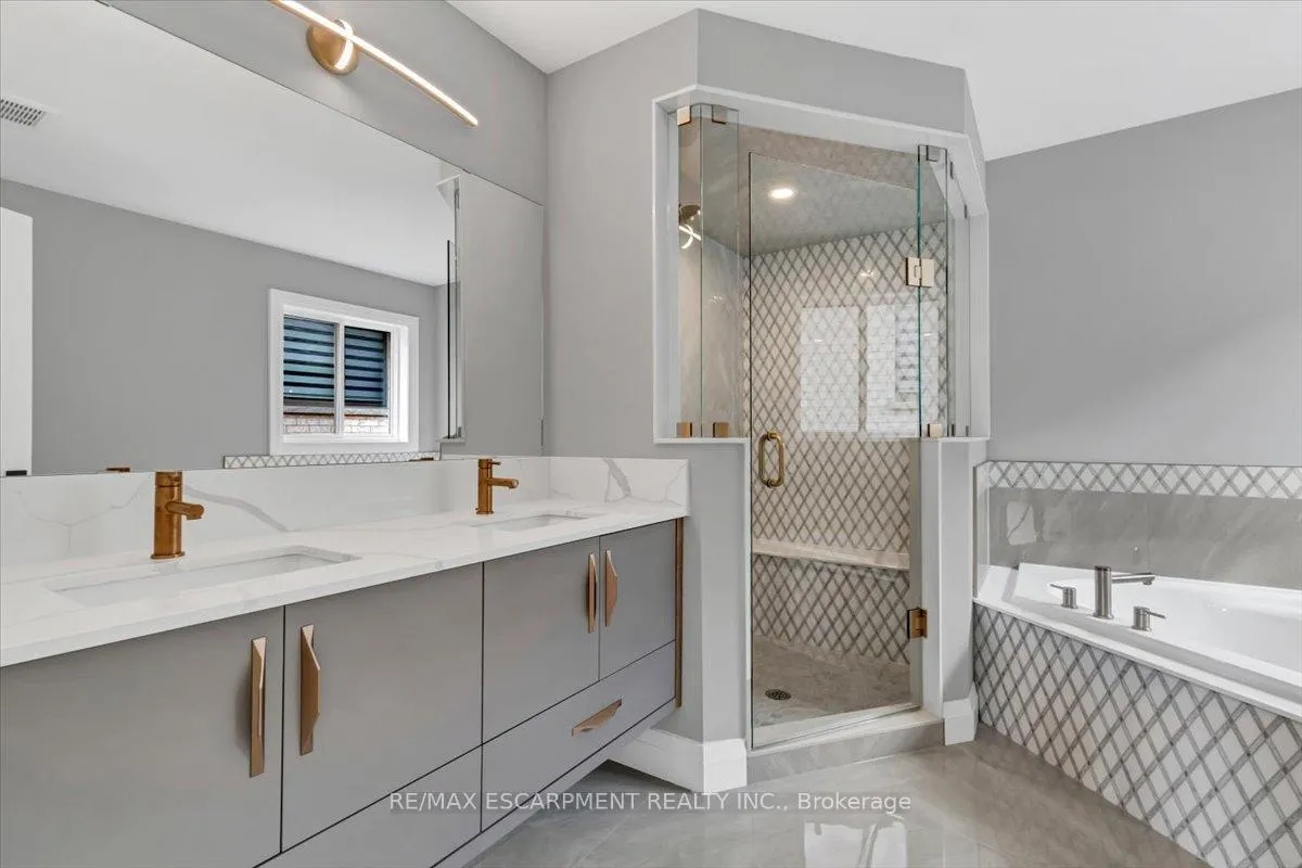 Photo 19 of 382 B Southcote Road, Hamilton, Ancaster — HOMEH