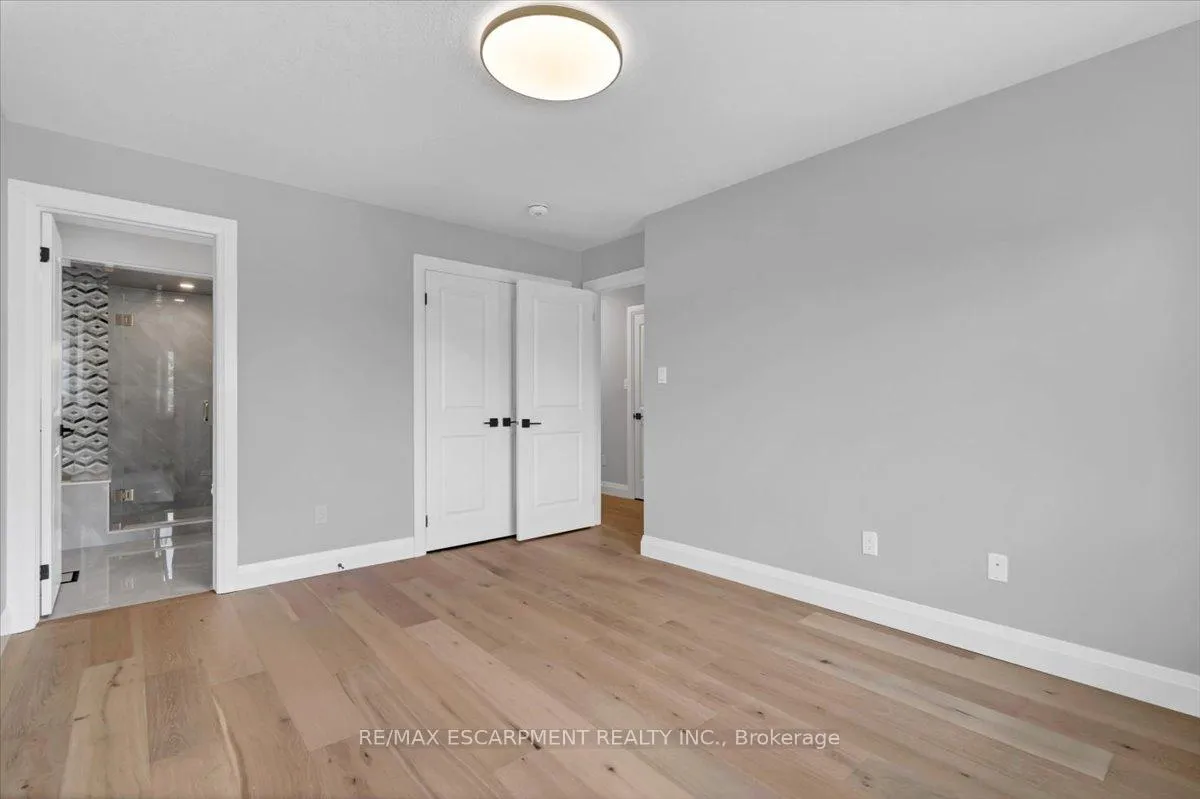 Photo 26 of 382 B Southcote Road, Hamilton, Ancaster — HOMEH