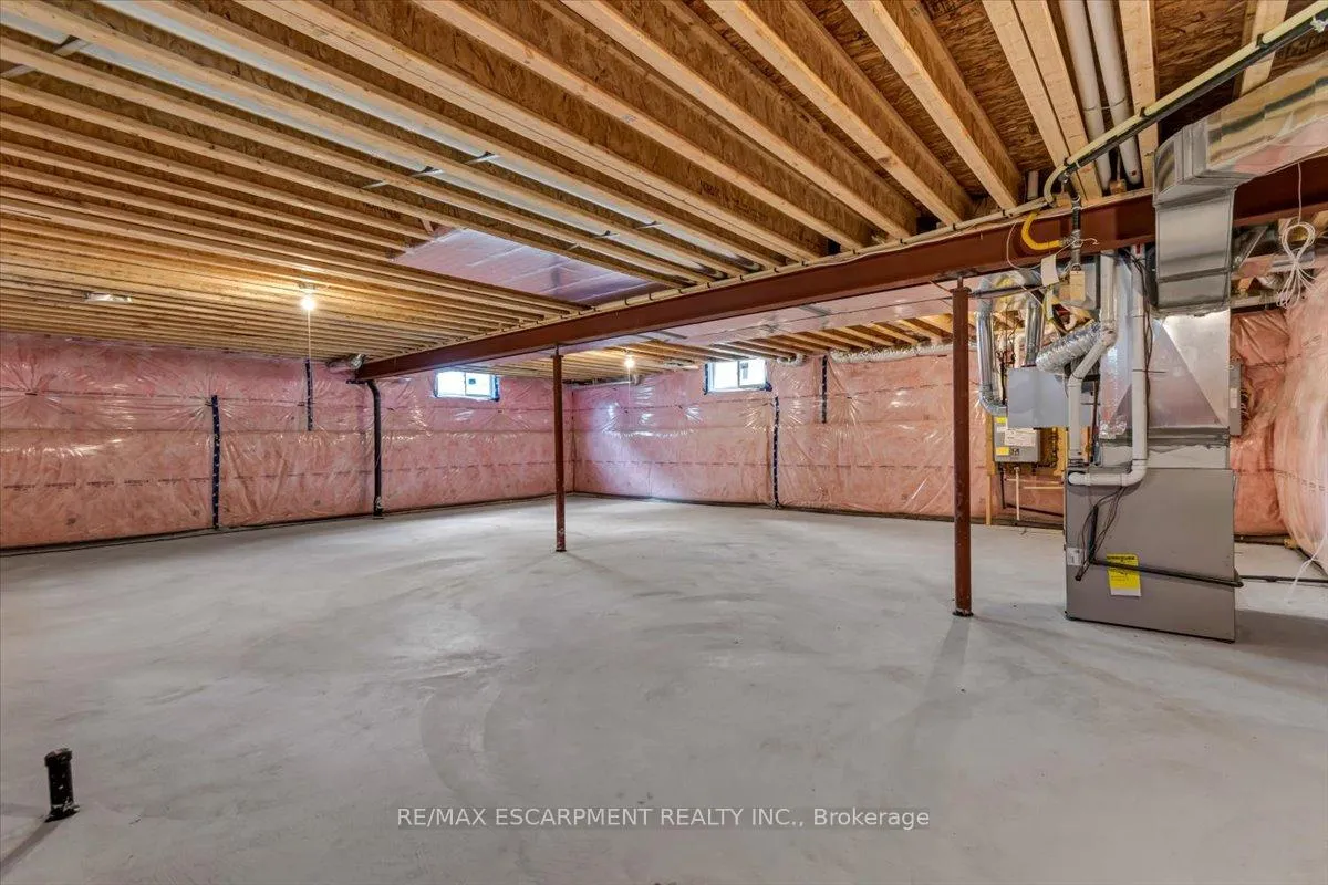 Photo 32 of 382 B Southcote Road, Hamilton, Ancaster — HOMEH