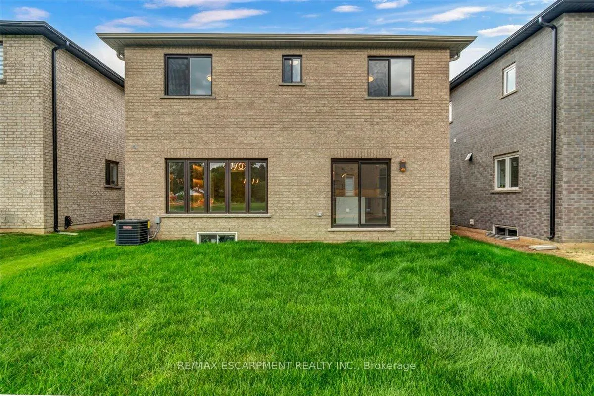 Photo 36 of 382 B Southcote Road, Hamilton, Ancaster — HOMEH