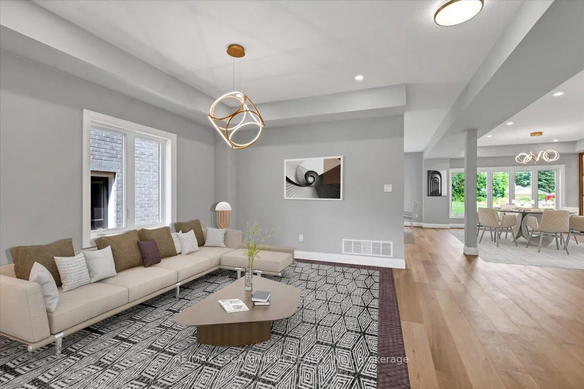 Photo 42 of 382 B Southcote Road, Hamilton, Ancaster — HOMEH