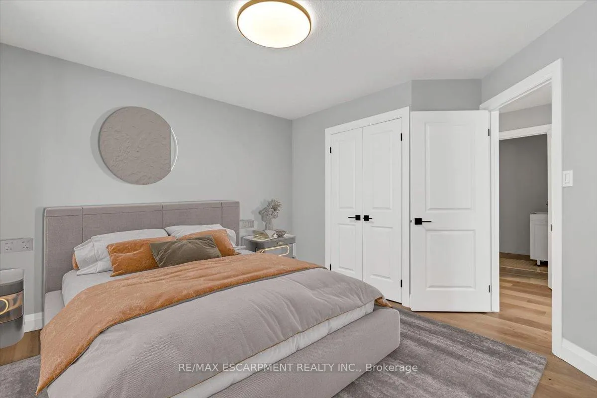 Photo 48 of 382 B Southcote Road, Hamilton, Ancaster — HOMEH
