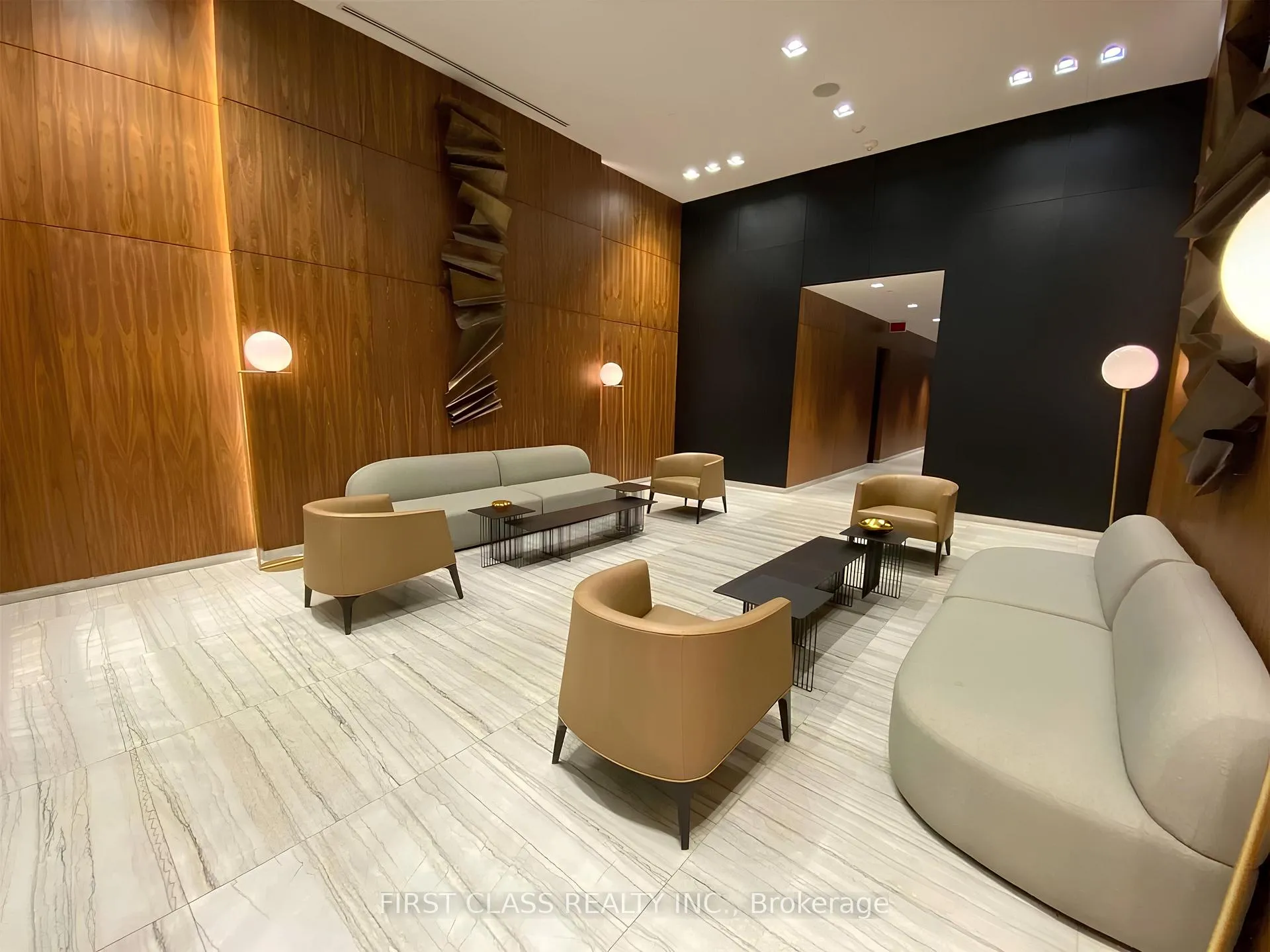 Photo 10 of Unit 3210, 8 Eglinton Avenue E, Toronto, Yonge-Eglinton — HOMEH