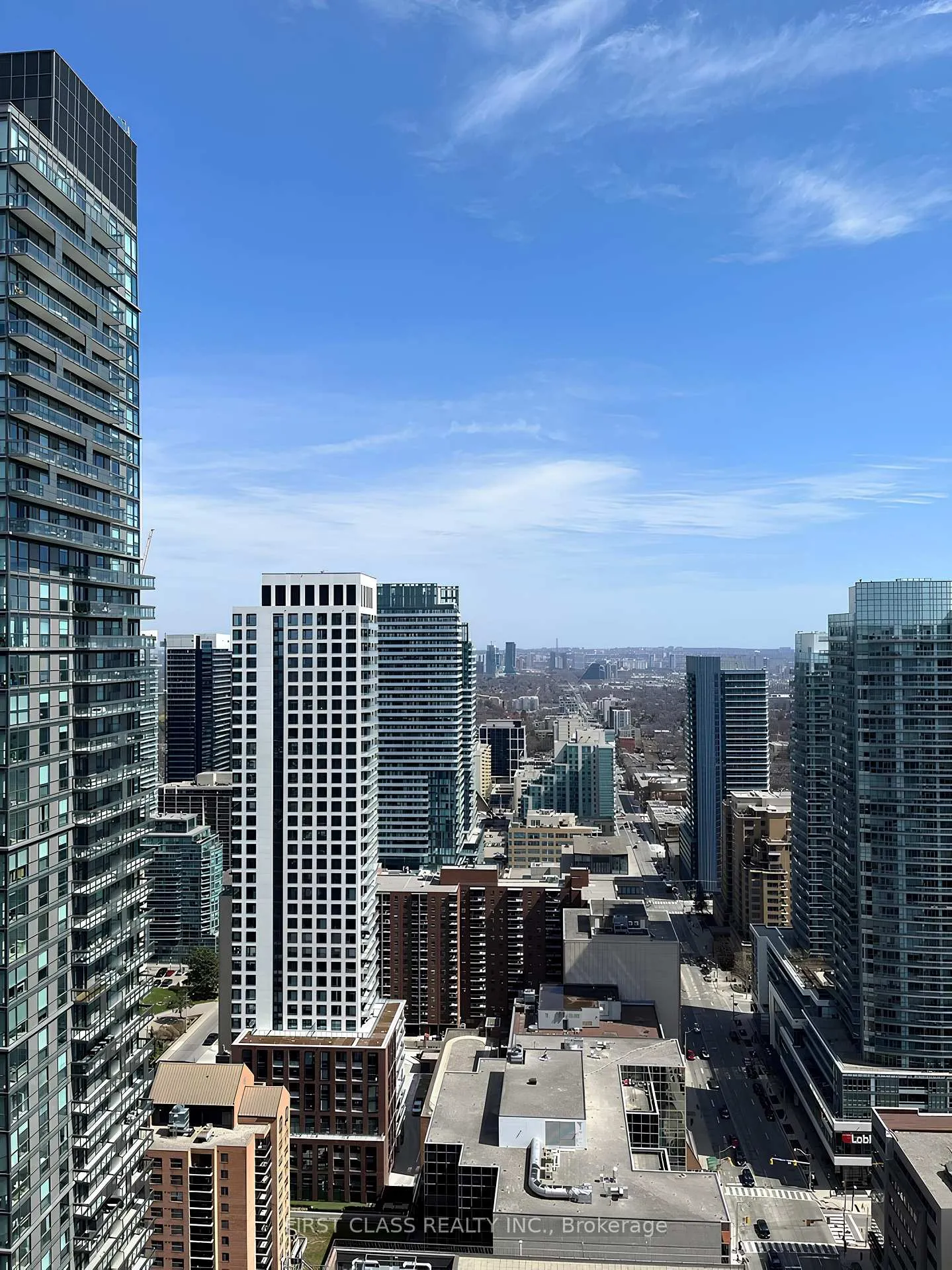 Photo 11 of Unit 3210, 8 Eglinton Avenue E, Toronto, Yonge-Eglinton — HOMEH