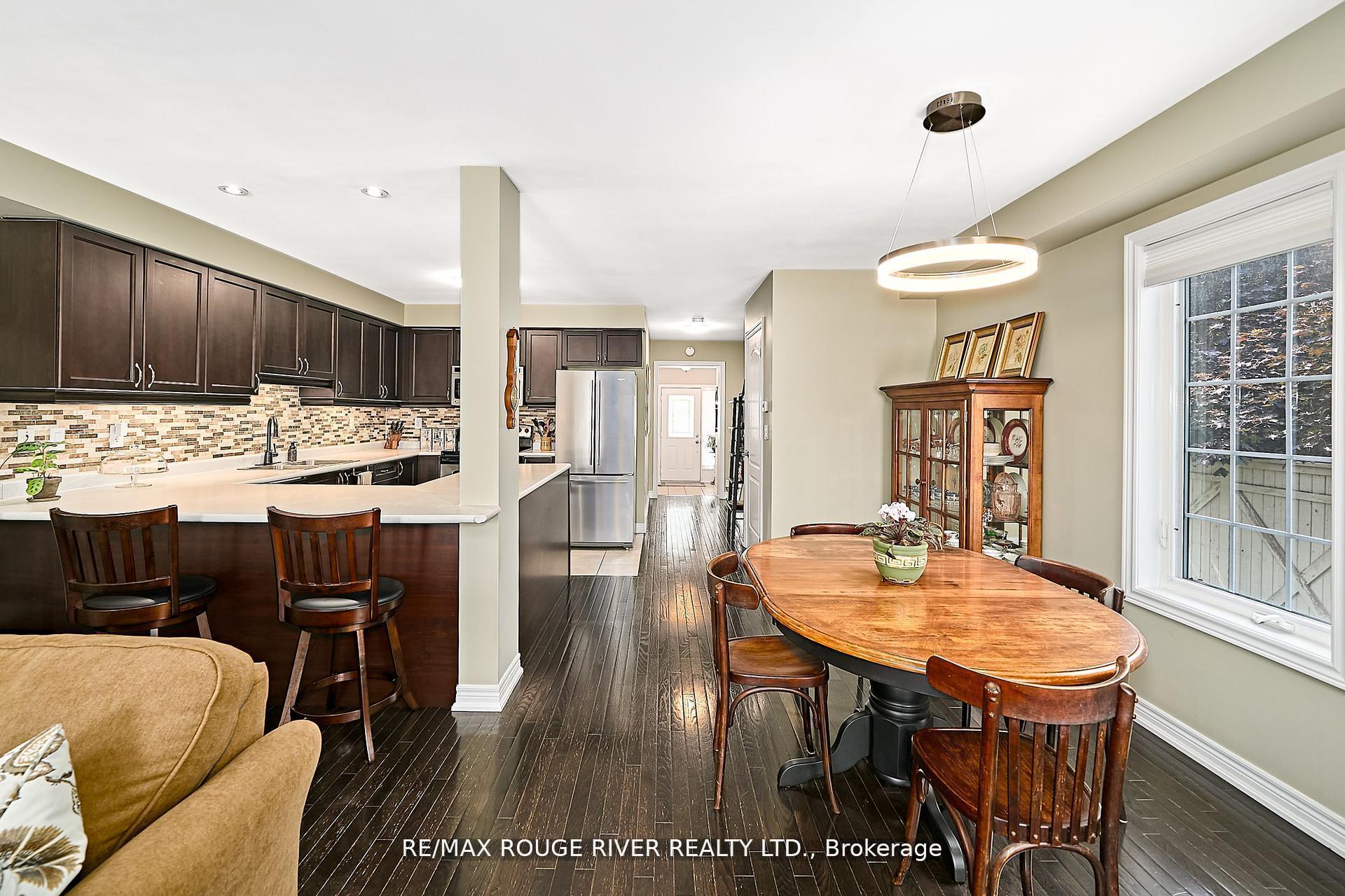 Photo 16 of 26 Lander Crescent, Clarington, Bowmanville — HOMEH