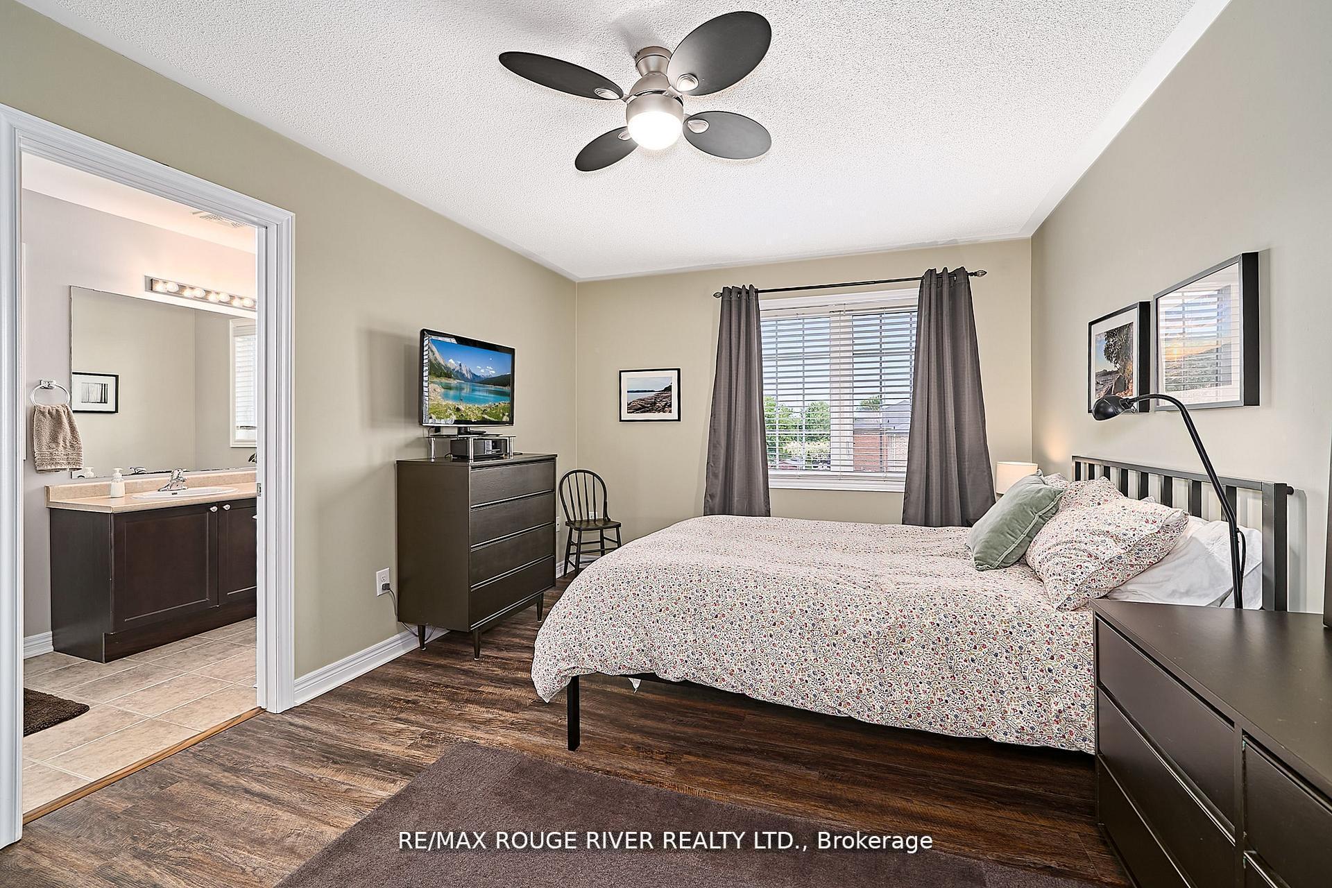 Photo 29 of 26 Lander Crescent, Clarington, Bowmanville — HOMEH