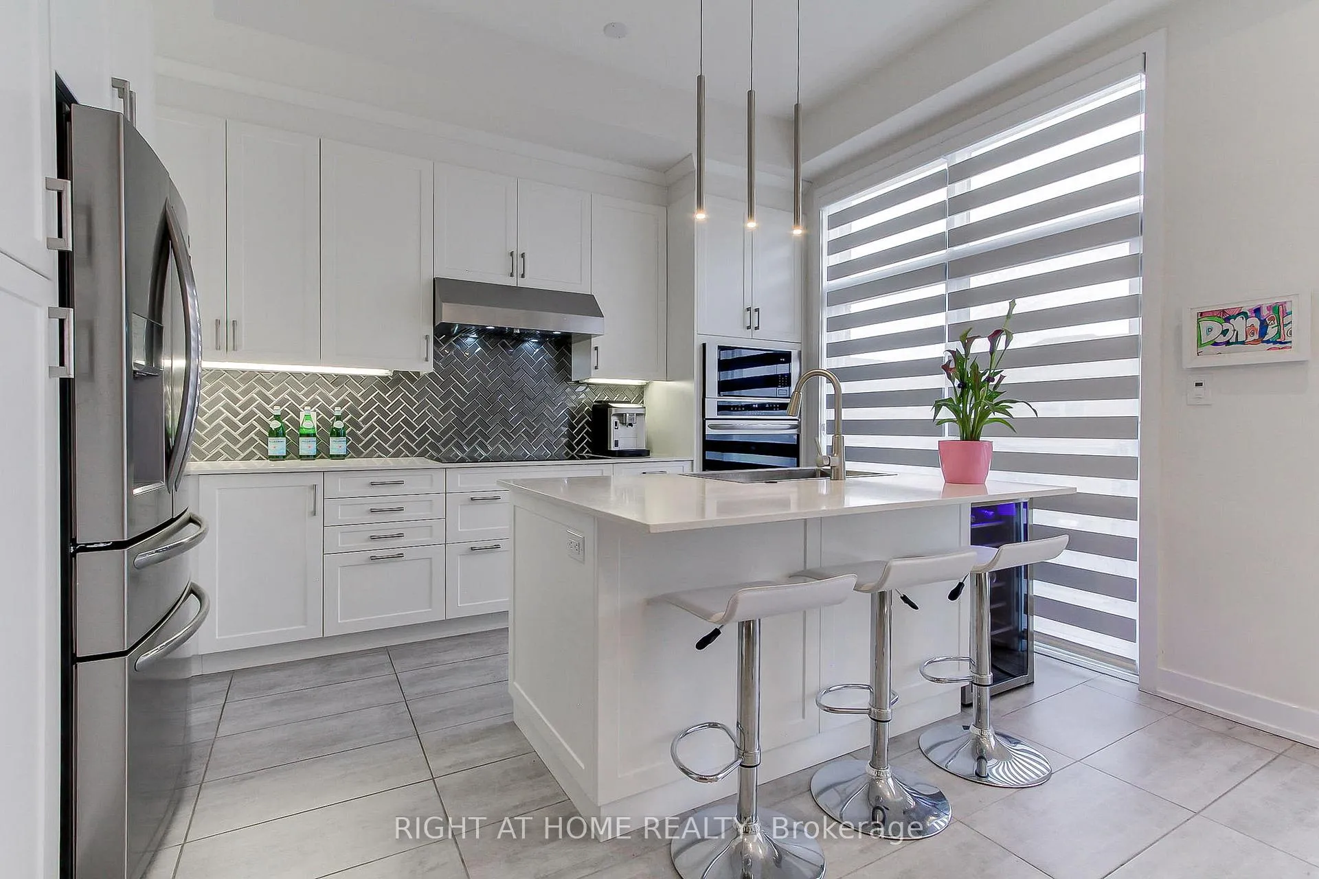 Front of 14 Pageant Avenue