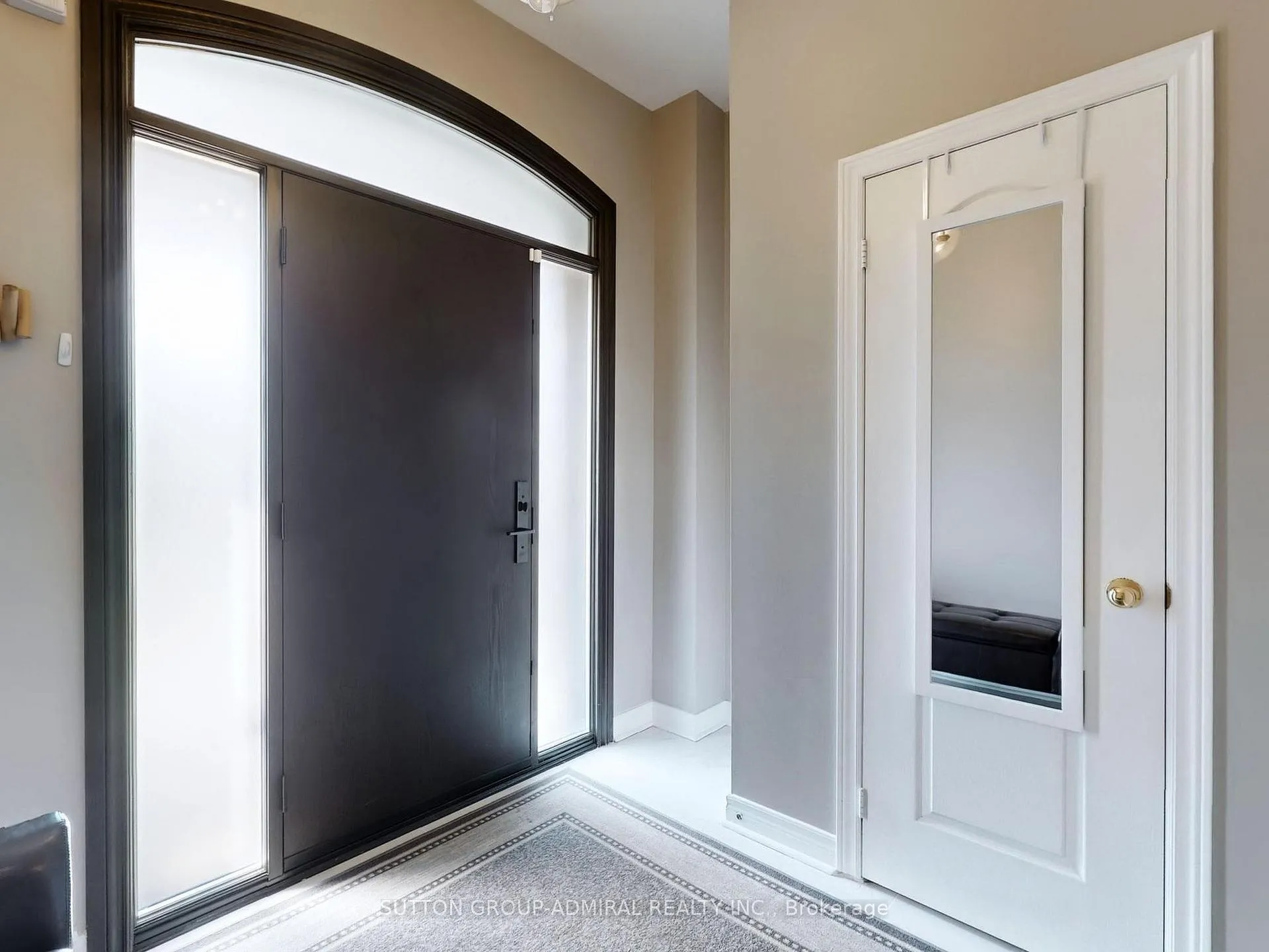 Photo 6 of 25 D'Eva Drive, Vaughan, Patterson — HOMEH