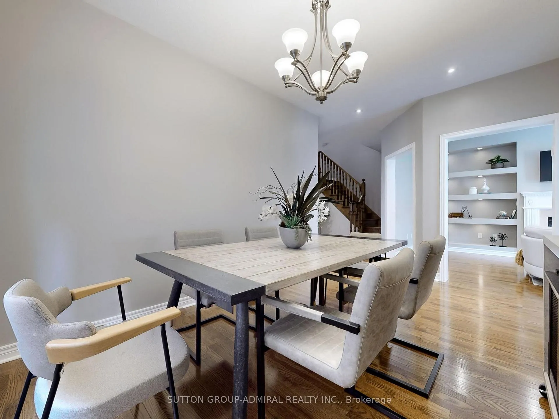 Photo 12 of 25 D'Eva Drive, Vaughan, Patterson — HOMEH