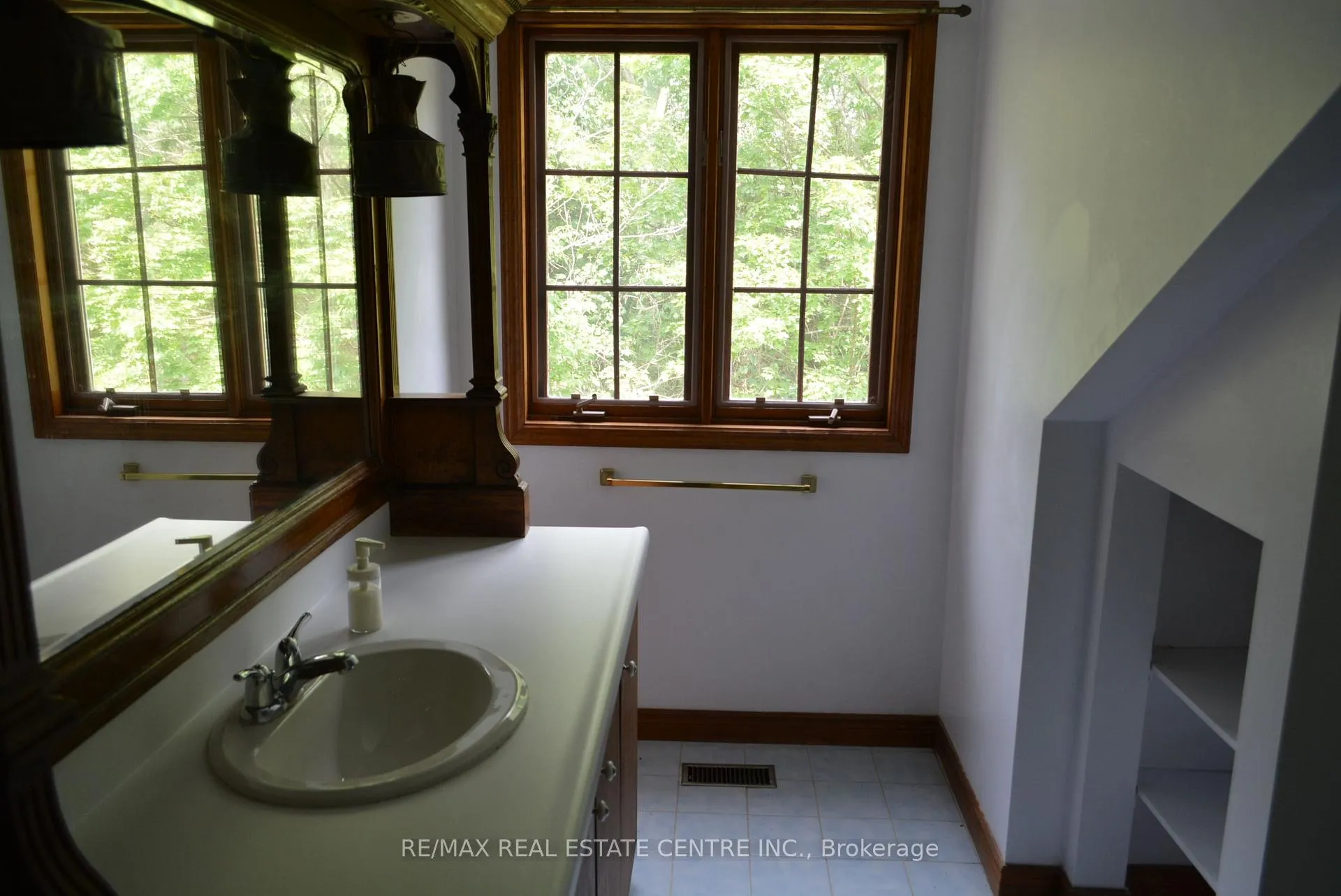 Photo 16 of 9650 Highway 27 Road, Vaughan, Sonoma Heights — HOMEH