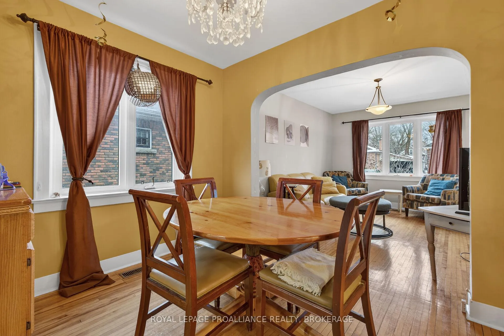 Photo 9 of 17 Stanley Street, Kingston, East of Sir John A. Blvd — HOMEH