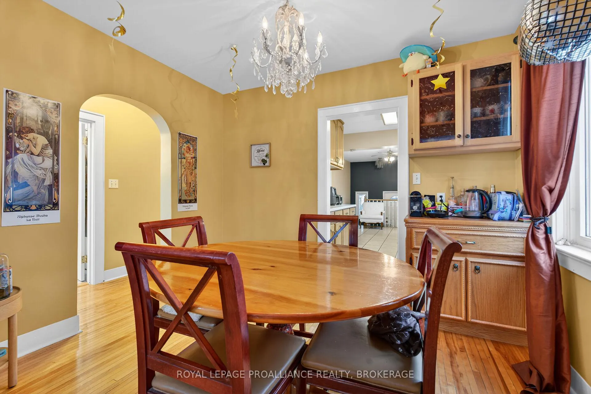 Photo 10 of 17 Stanley Street, Kingston, East of Sir John A. Blvd — HOMEH