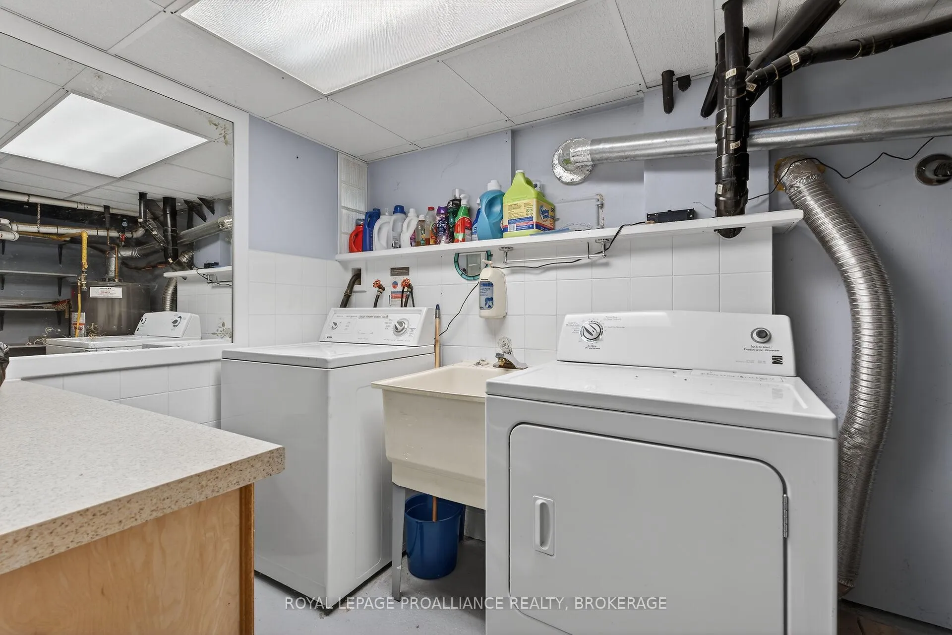 Photo 29 of 17 Stanley Street, Kingston, East of Sir John A. Blvd — HOMEH
