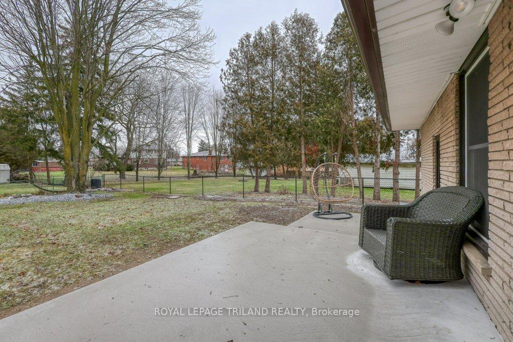 Photo 11 of 796 Elm Street, Central Elgin, Rural Central Elgin — HOMEH