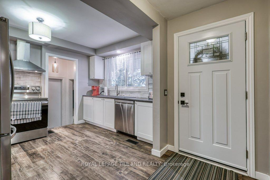 Photo 18 of 796 Elm Street, Central Elgin, Rural Central Elgin — HOMEH