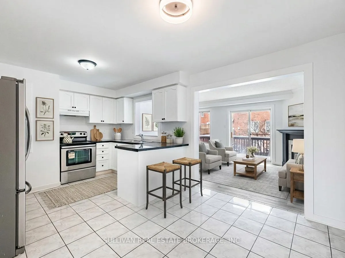 Photo 9 of 163 Sassafras Circle, Vaughan, Patterson — HOMEH
