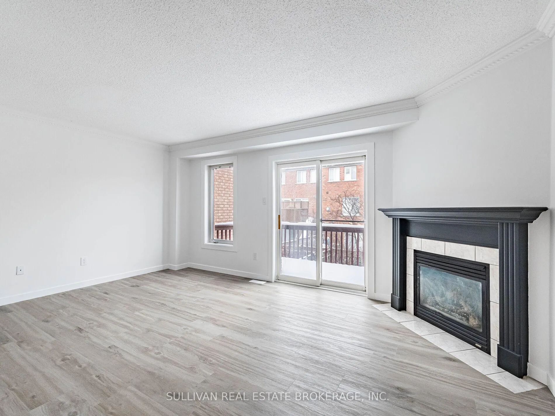 Photo 12 of 163 Sassafras Circle, Vaughan, Patterson — HOMEH