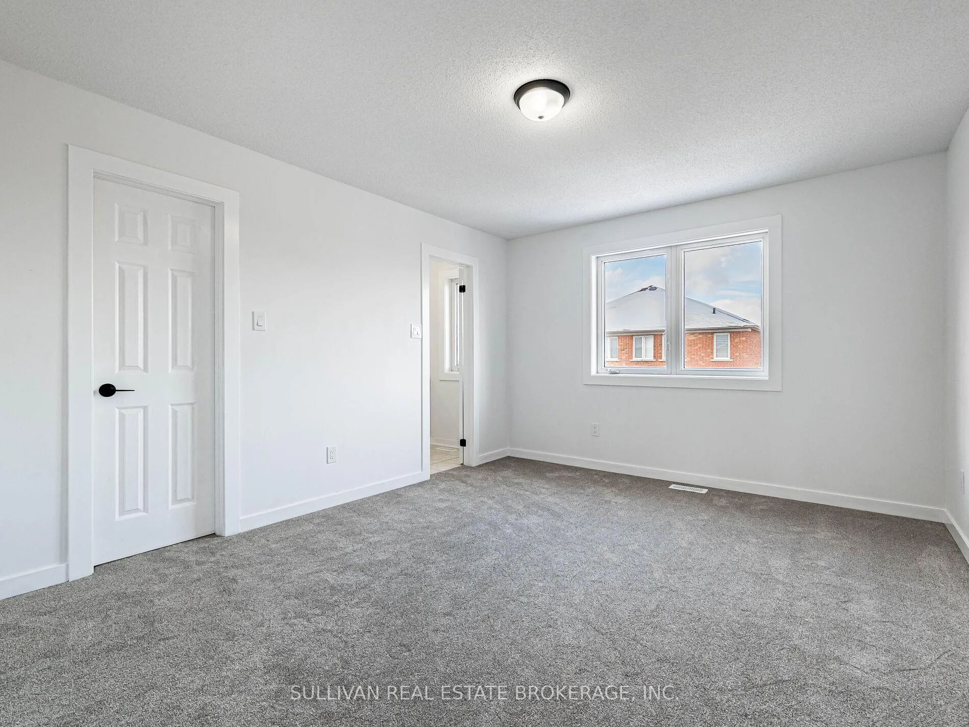 Photo 17 of 163 Sassafras Circle, Vaughan, Patterson — HOMEH