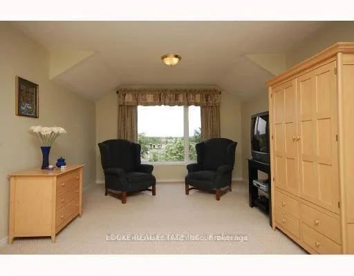 Photo 9 of 149 Copperwood Street, Ottawa, Convent Glen North — HOMEH