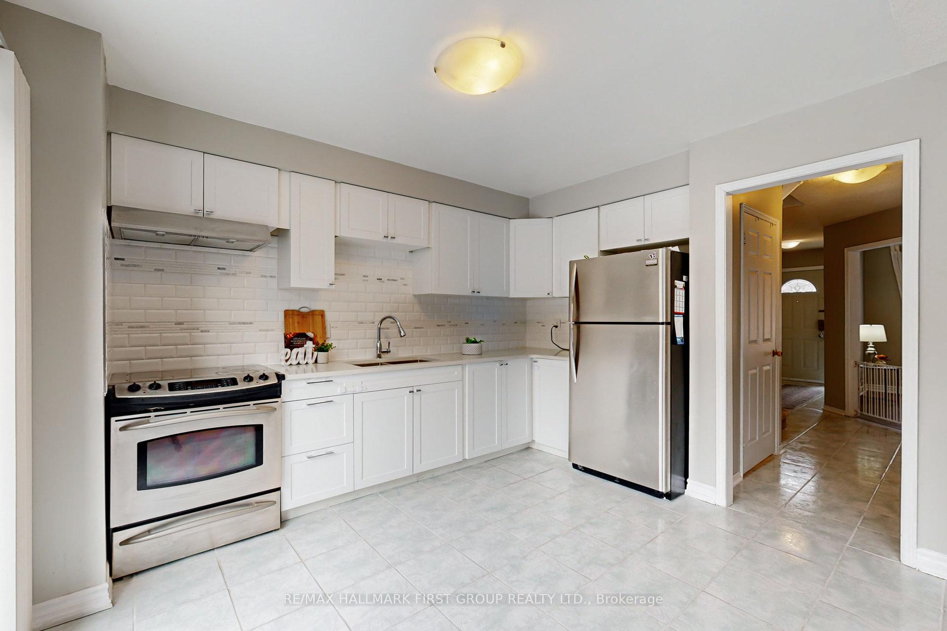 Photo 15 of 58 Leach Drive, Ajax, South East — HOMEH