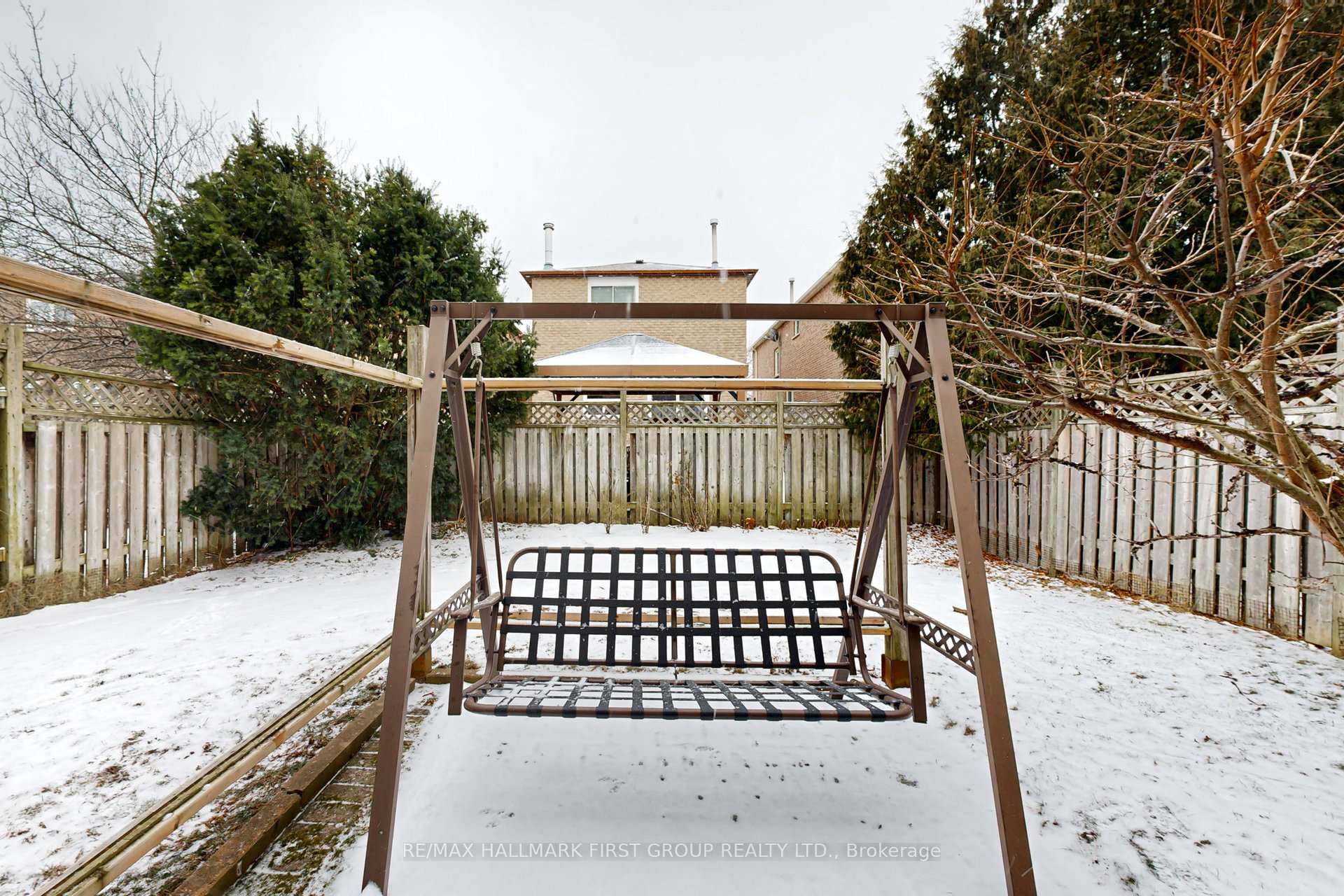 Photo 40 of 58 Leach Drive, Ajax, South East — HOMEH