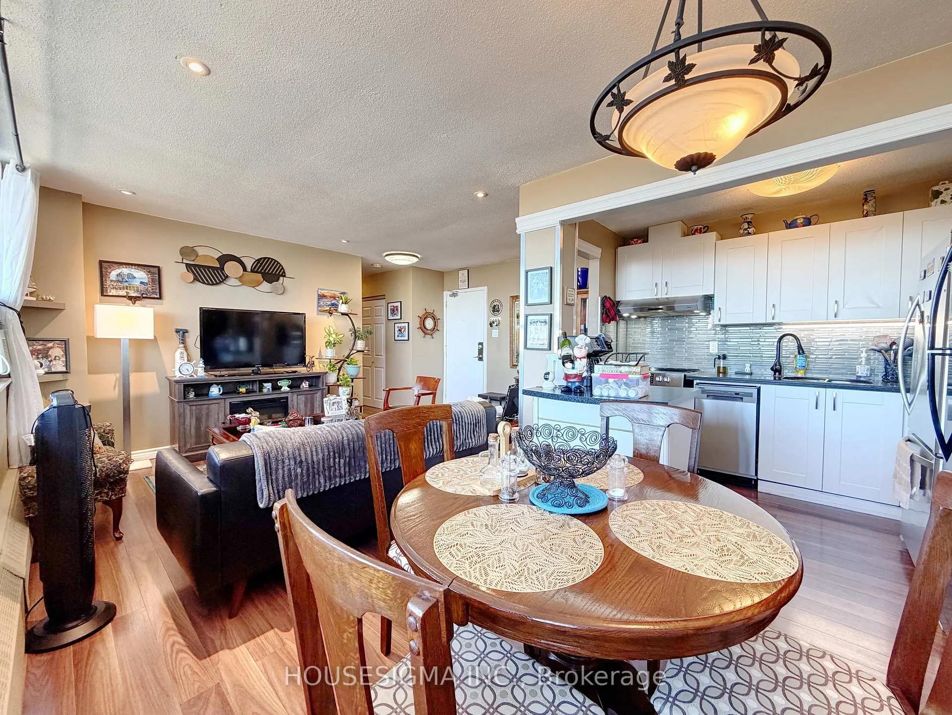 Photo 6 of Unit 1002, 15 Albright Road, Hamilton, Vincent — HOMEH