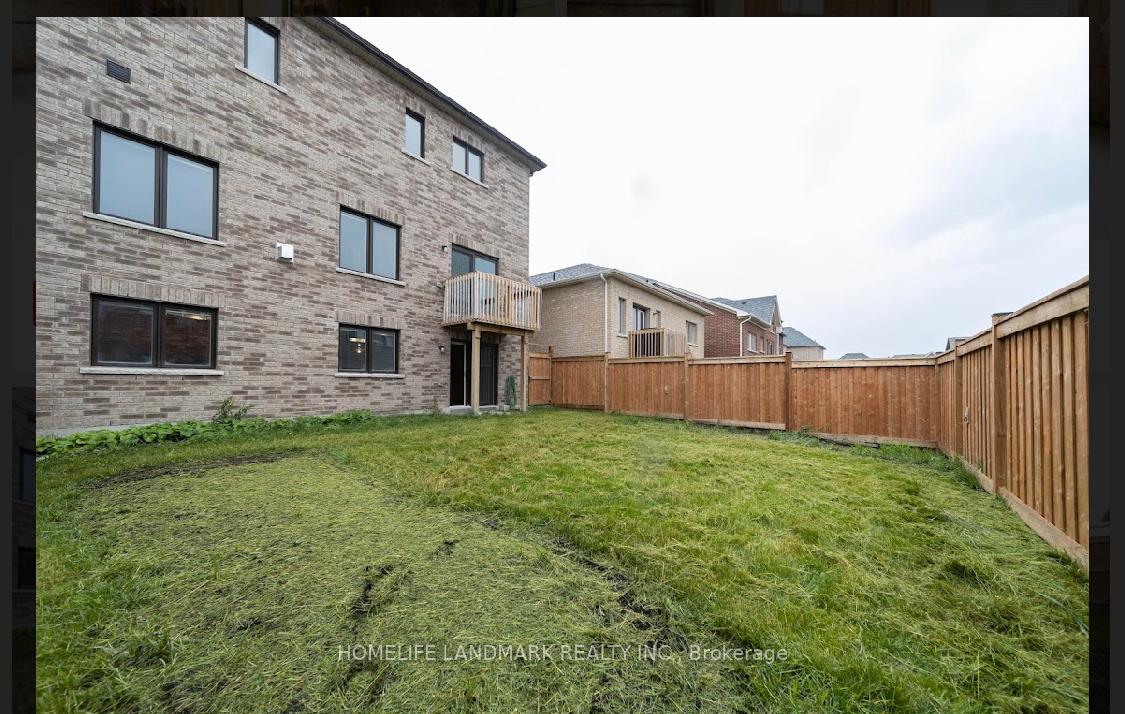 Photo 4 of 224 Danny Wheeler Boulevard, Georgina, Keswick North — HOMEH
