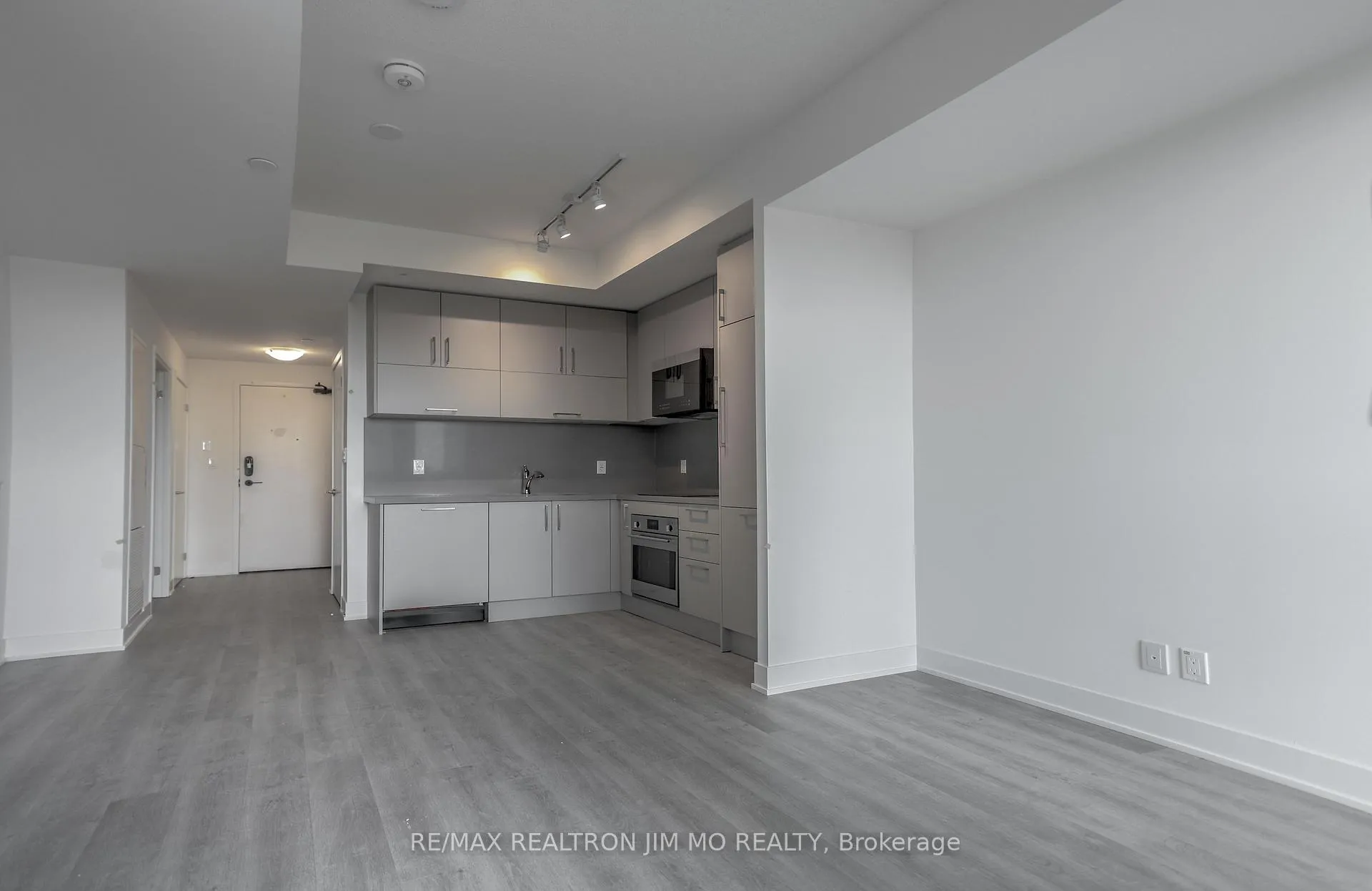 Photo 11 of Unit 506, 56 Andre De Grasse Street, Markham, Unionville — HOMEH