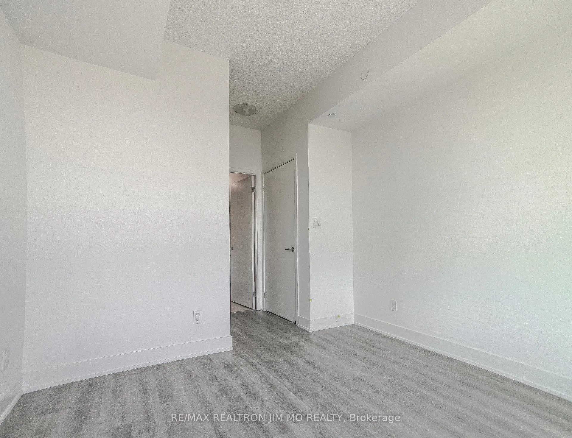 Photo 19 of Unit 506, 56 Andre De Grasse Street, Markham, Unionville — HOMEH