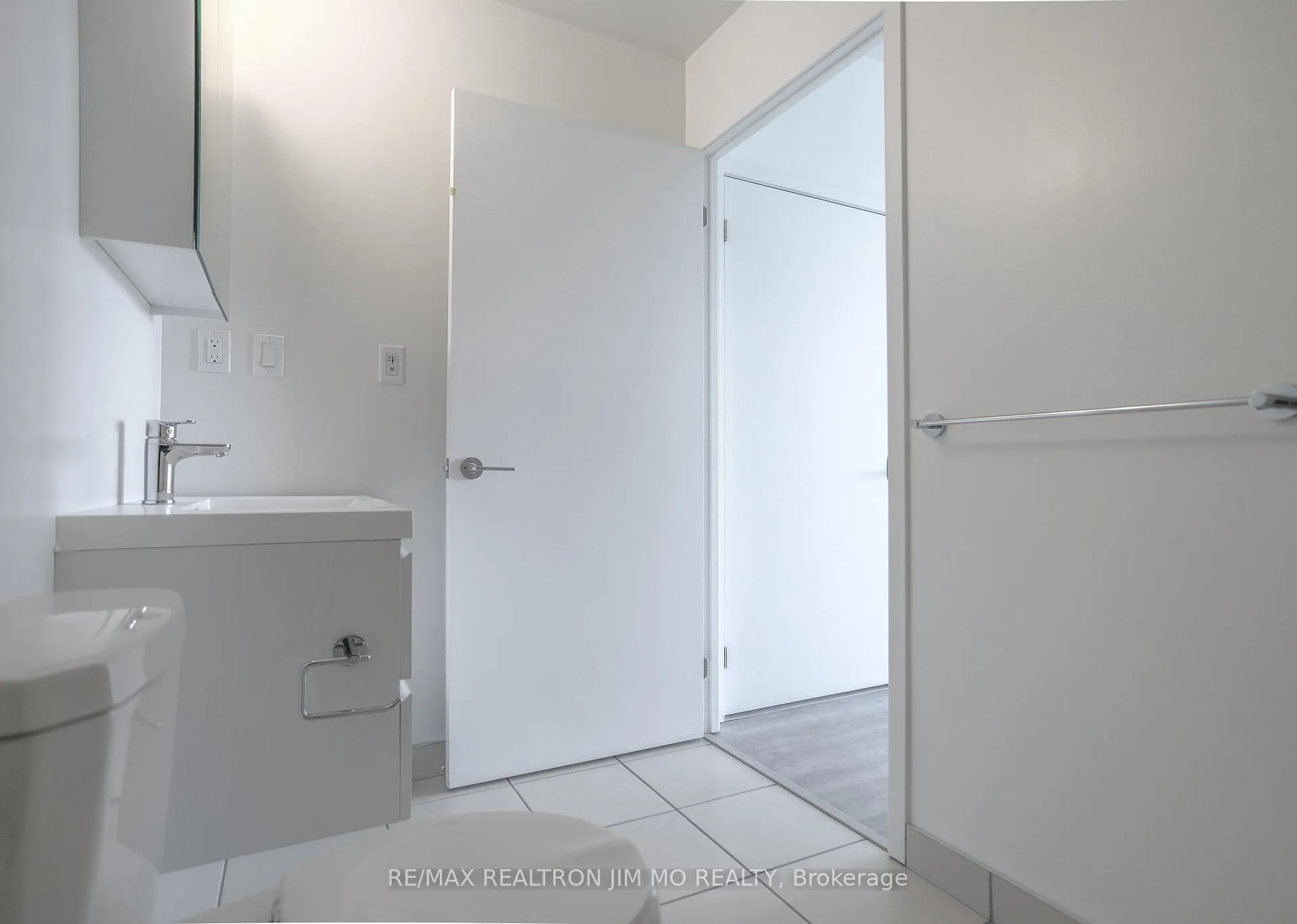 Photo 24 of Unit 506, 56 Andre De Grasse Street, Markham, Unionville — HOMEH