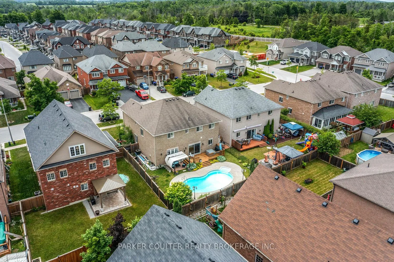 Photo 4 of 1426 Kellough Street, Innisfil, Alcona — HOMEH