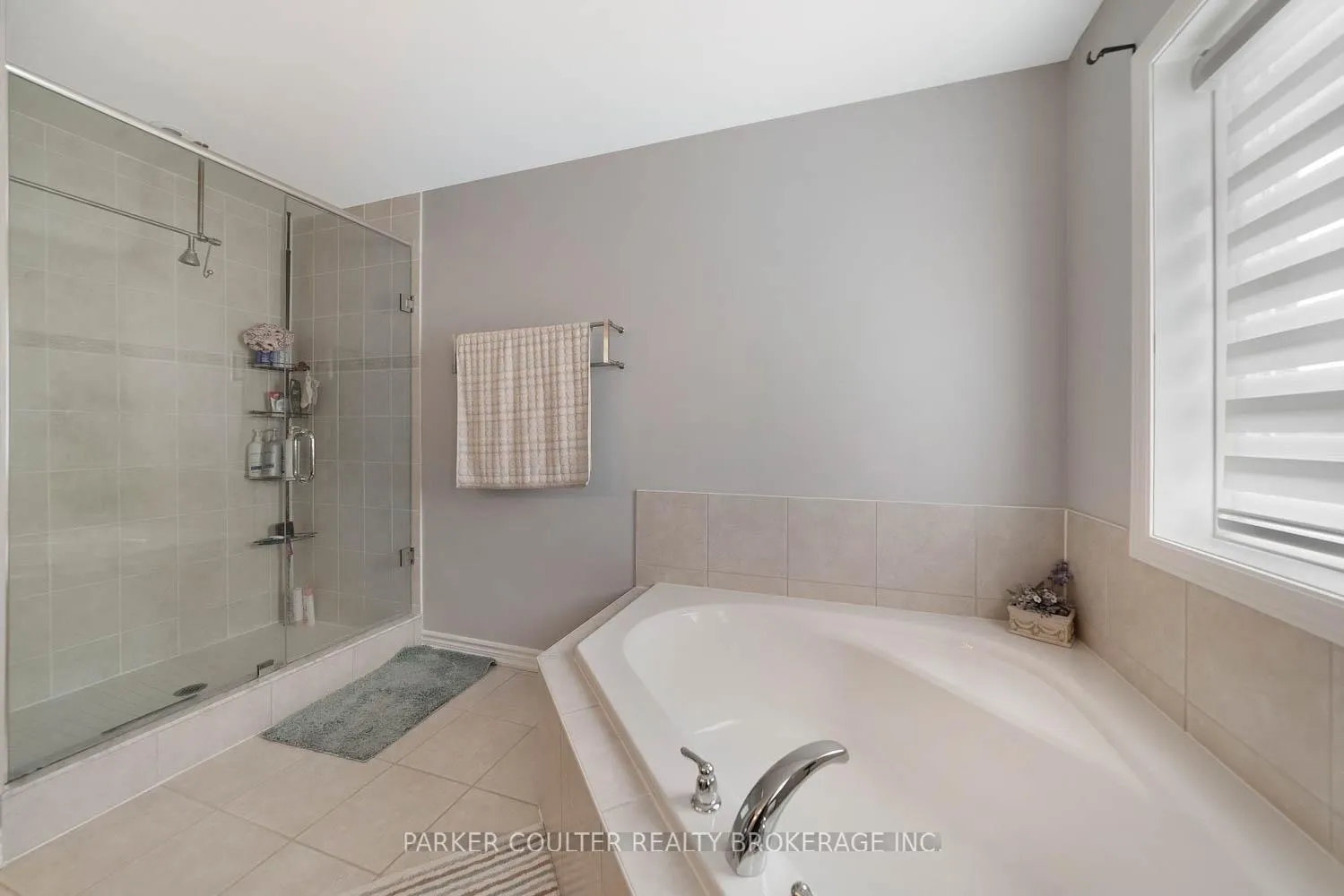 Photo 30 of 1426 Kellough Street, Innisfil, Alcona — HOMEH