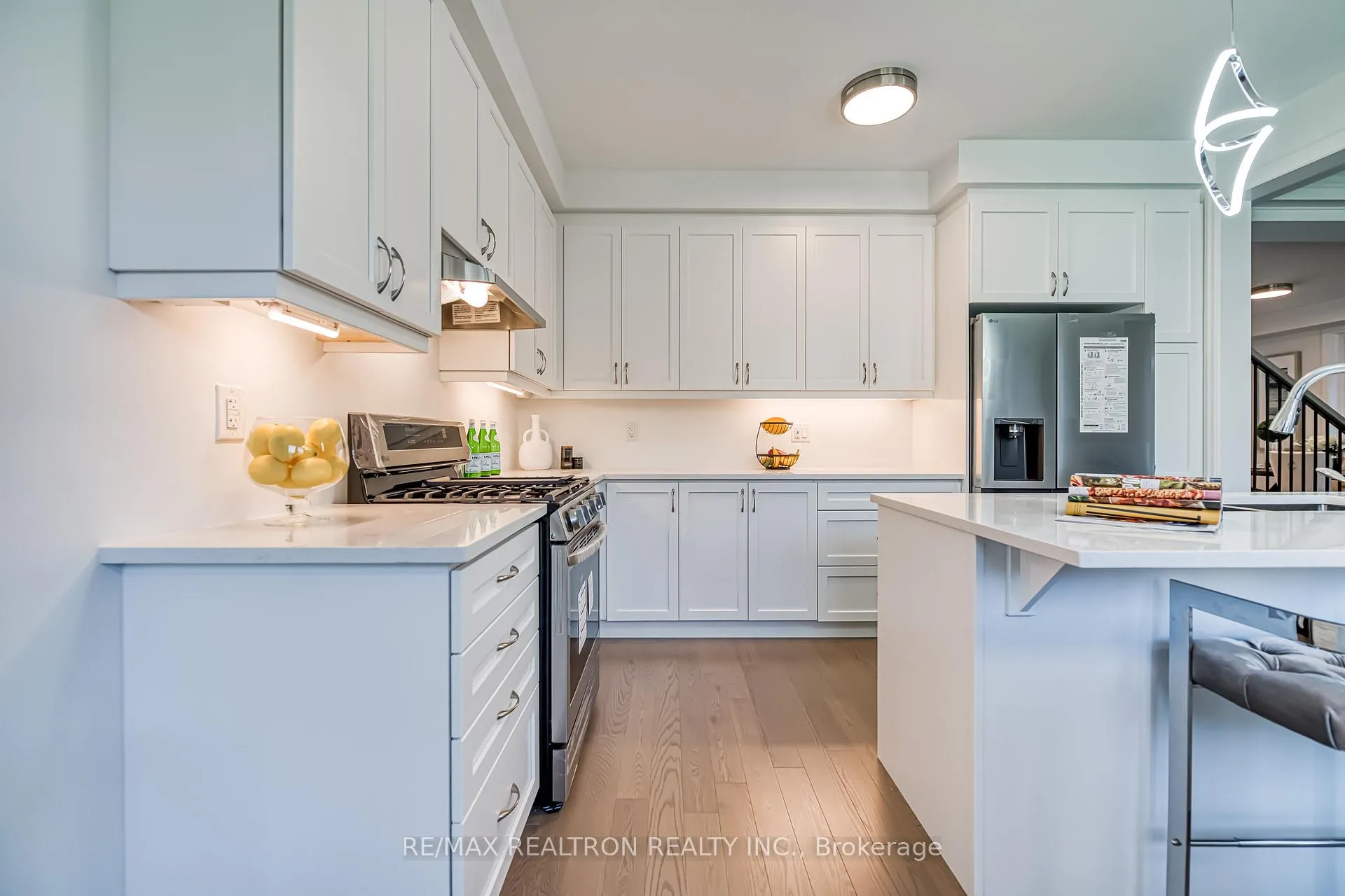 Photo 29 of 63 Greenridge Crescent, Markham, Victoria Square — HOMEH