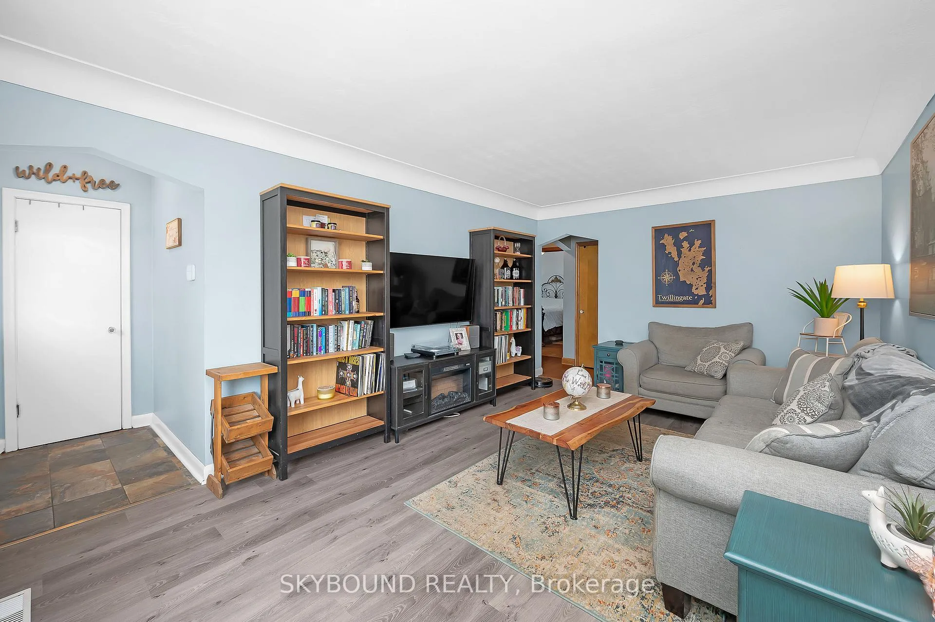 Photo 4 of 103 McElroy Road E, Hamilton, Balfour — HOMEH