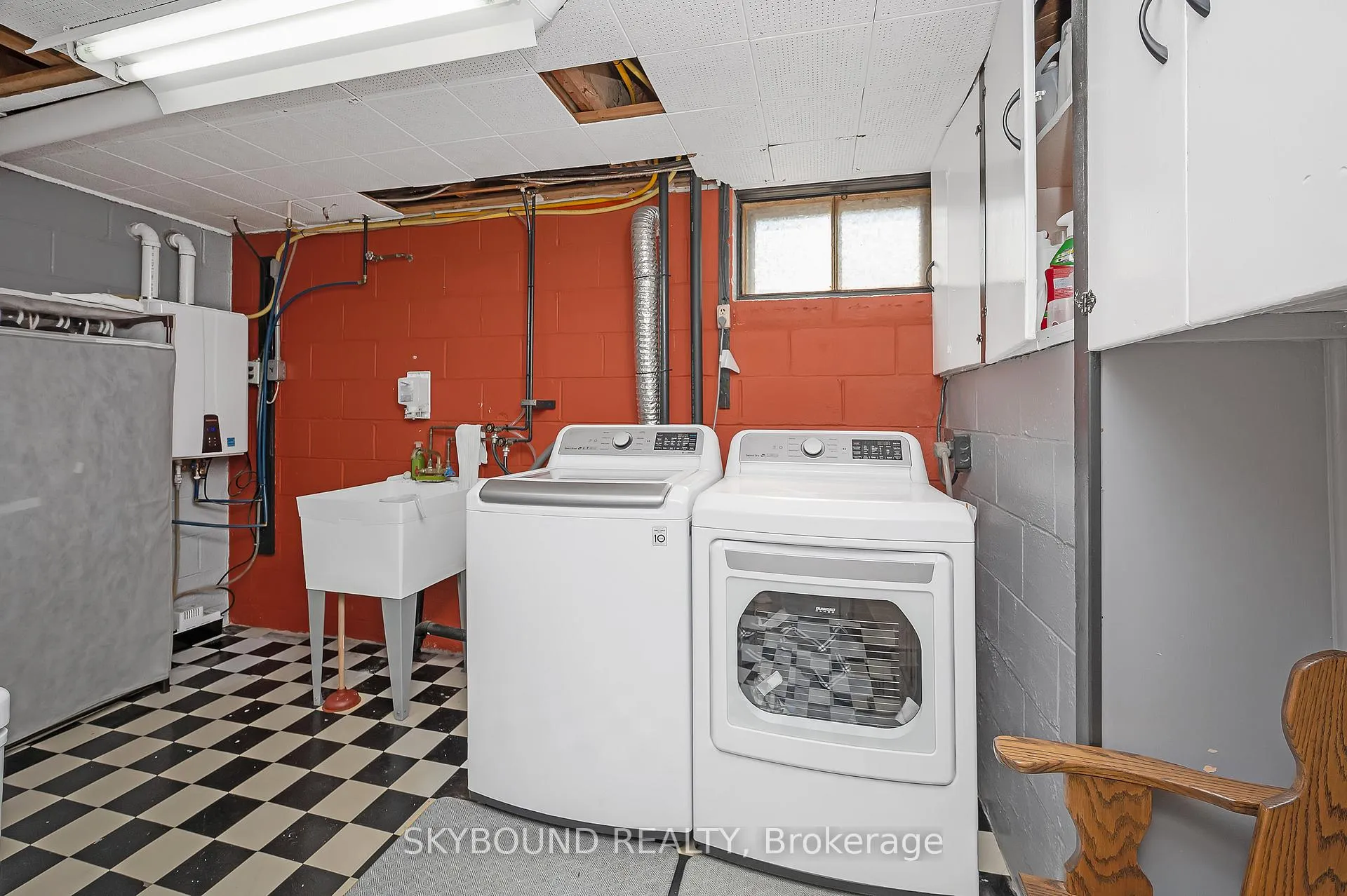 Photo 26 of 103 McElroy Road E, Hamilton, Balfour — HOMEH