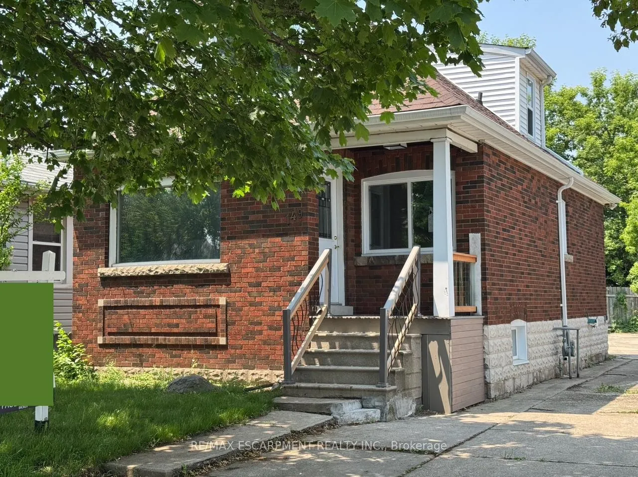 Photo 2 of 149 Weir Street N, Hamilton, Homeside — HOMEH
