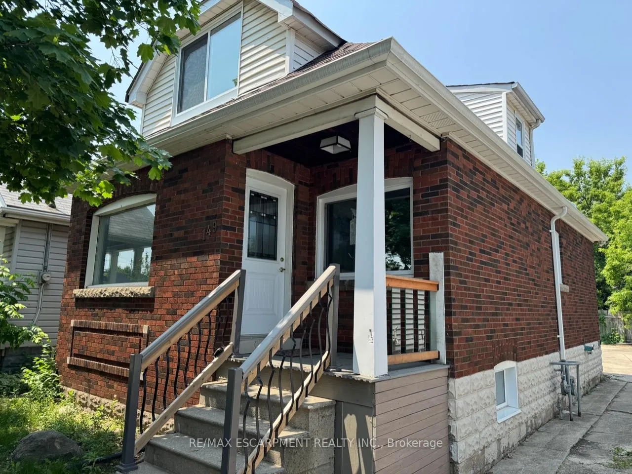 Photo 3 of 149 Weir Street N, Hamilton, Homeside — HOMEH