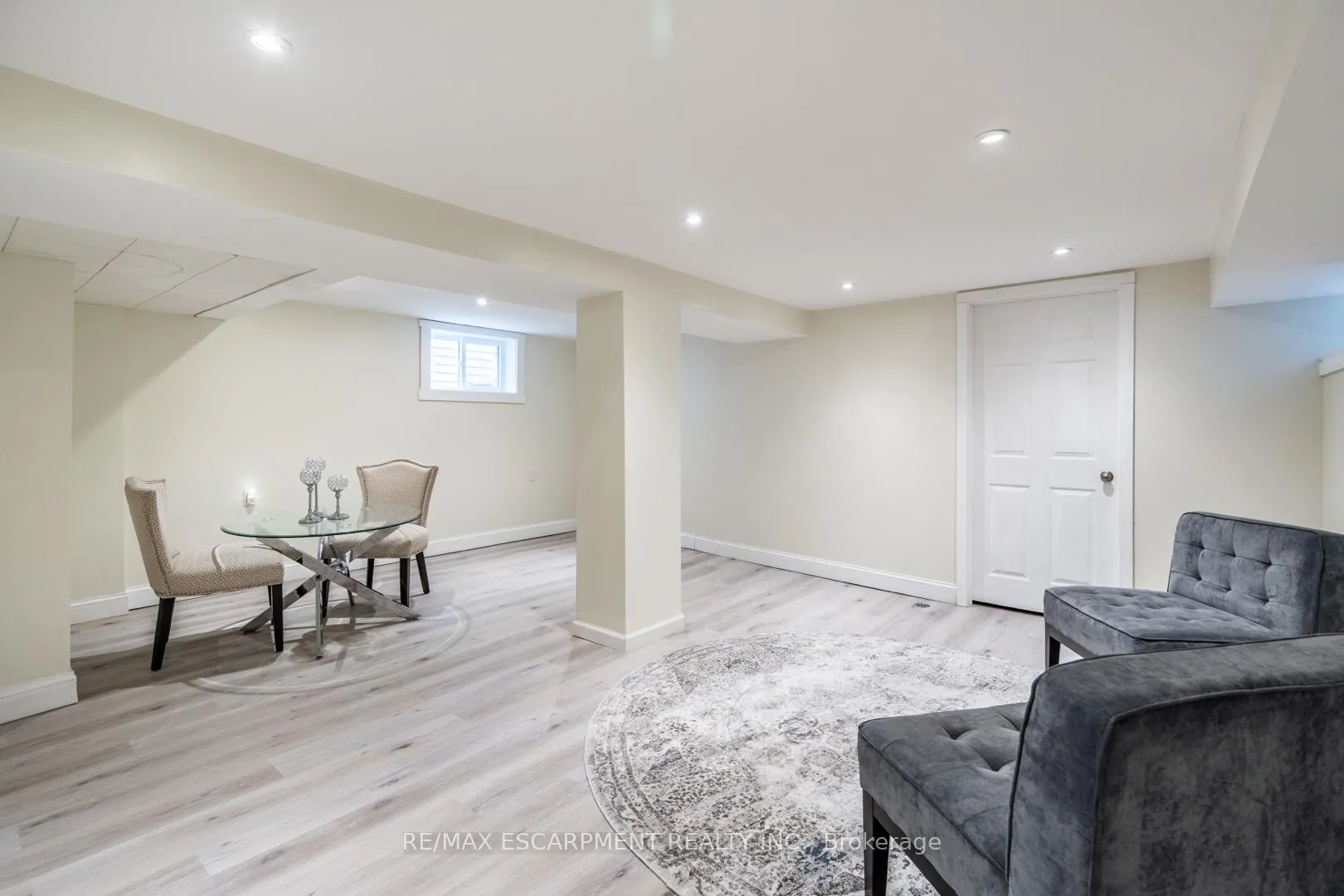 Photo 35 of 149 Weir Street N, Hamilton, Homeside — HOMEH