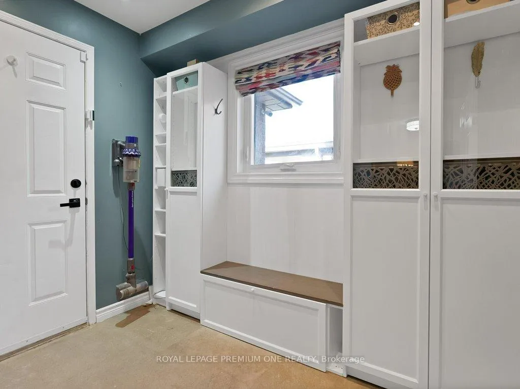 Photo 13 of 417 Kingsview Drive, Caledon, Bolton North — HOMEH