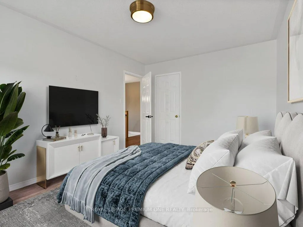 Photo 25 of 417 Kingsview Drive, Caledon, Bolton North — HOMEH