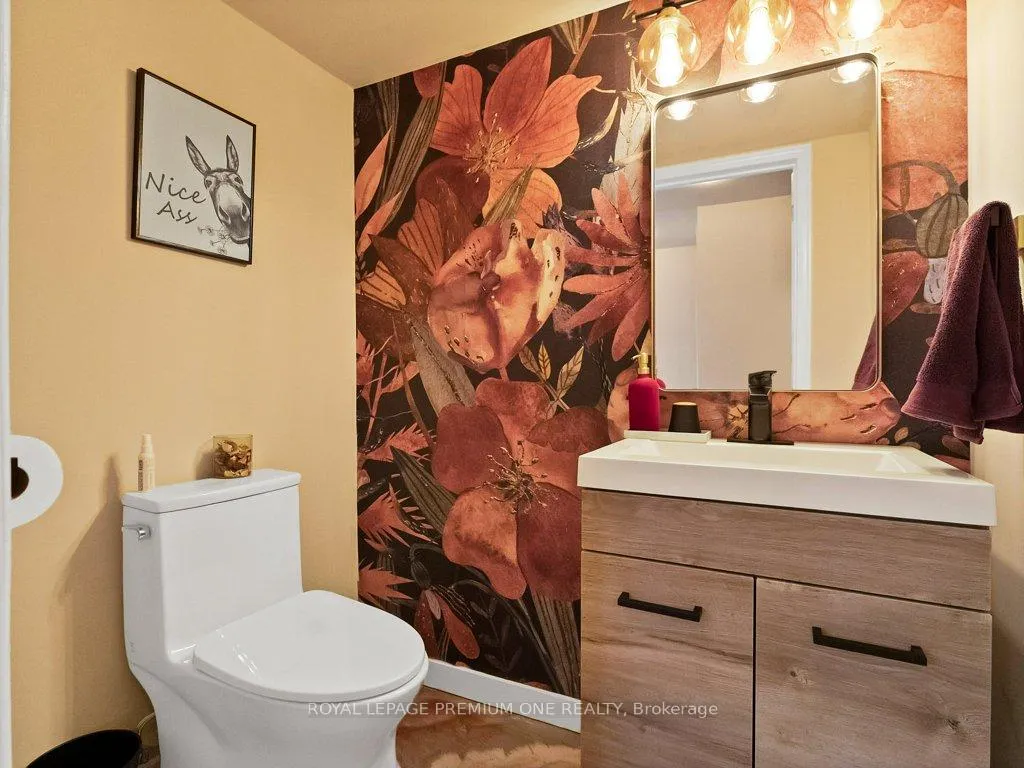 Photo 30 of 417 Kingsview Drive, Caledon, Bolton North — HOMEH
