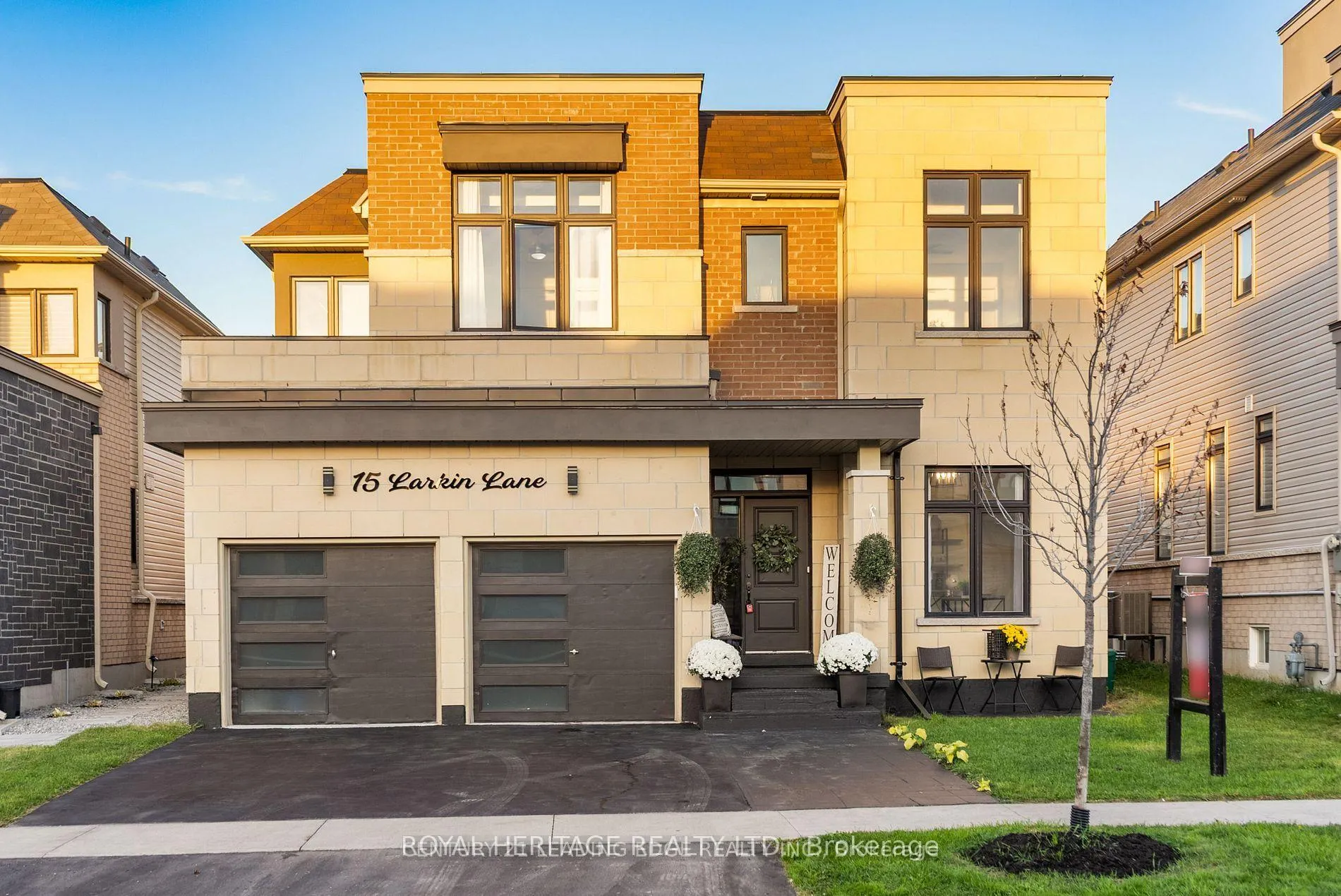 Front of 15 Larkin Lane
