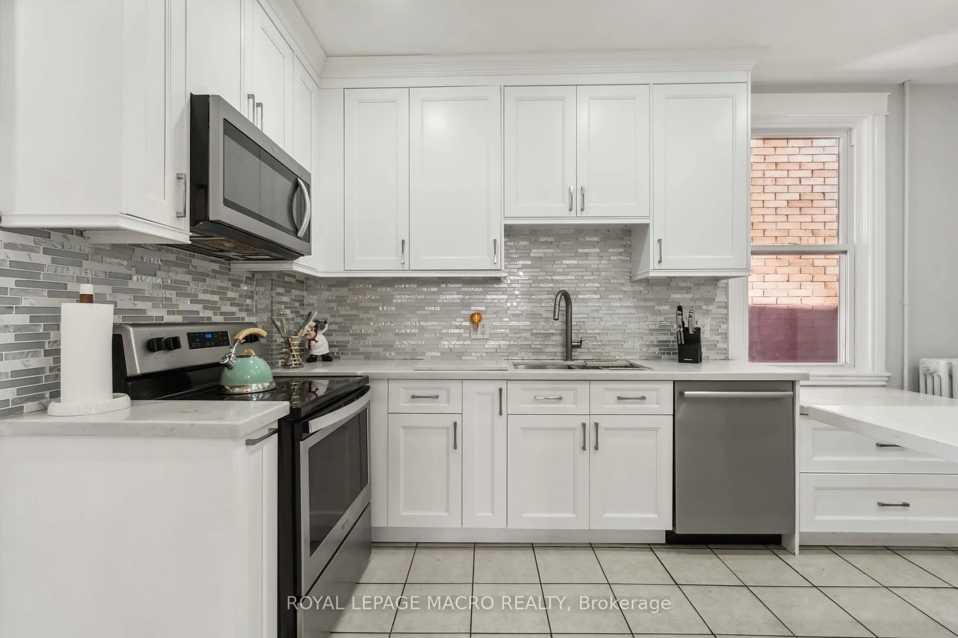 Photo 19 of 197 Wentworth Street S, Hamilton, Stinson — HOMEH