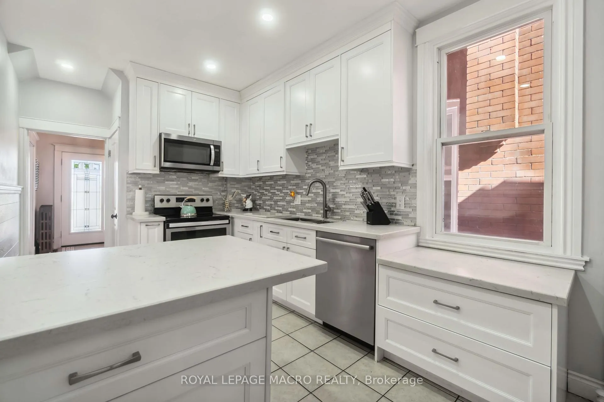 Photo 22 of 197 Wentworth Street S, Hamilton, Stinson — HOMEH