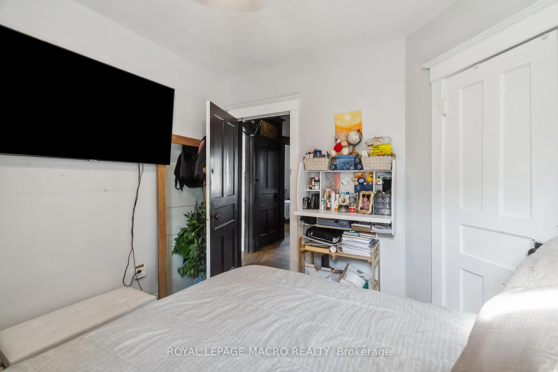 Photo 30 of 197 Wentworth Street S, Hamilton, Stinson — HOMEH