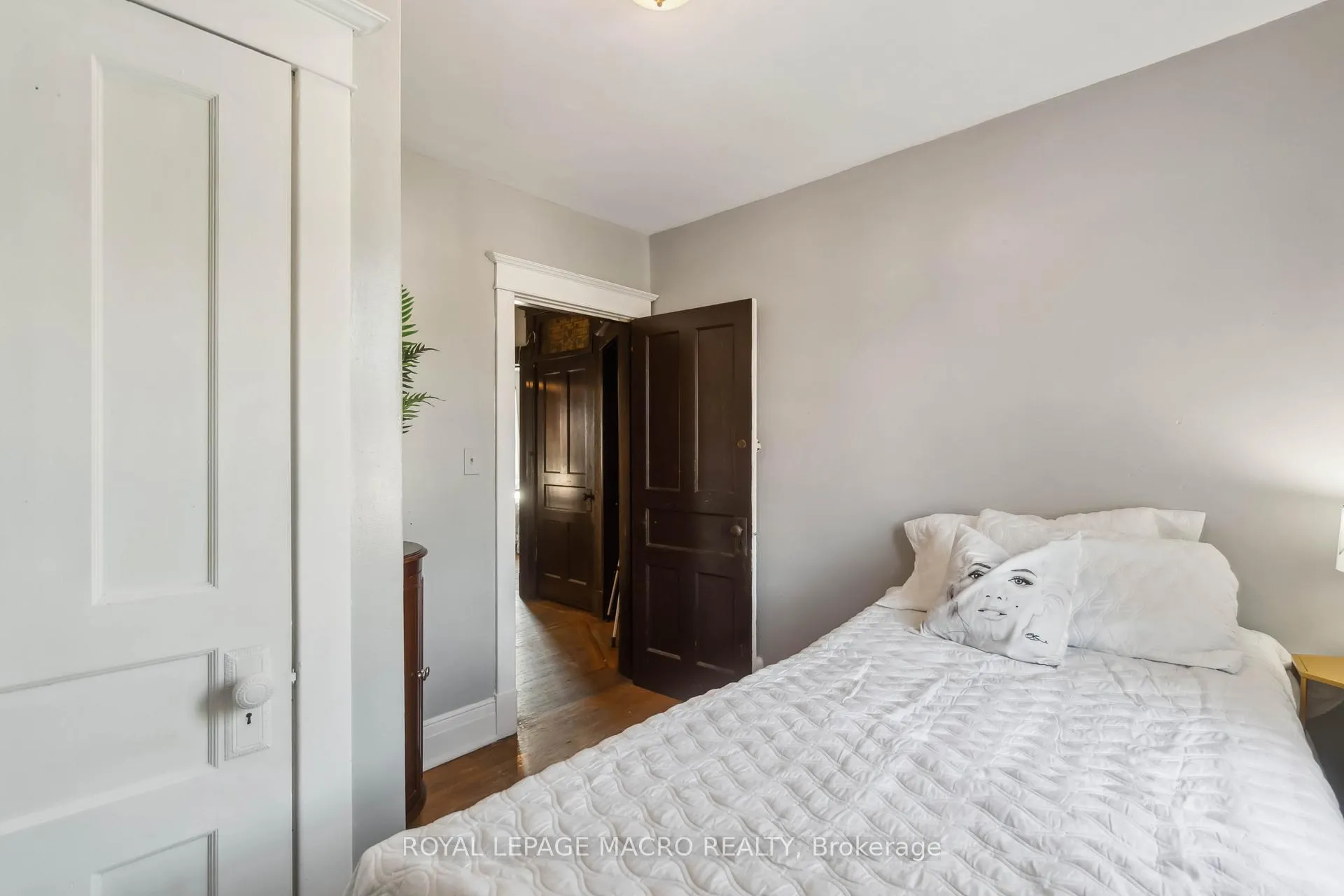 Photo 34 of 197 Wentworth Street S, Hamilton, Stinson — HOMEH