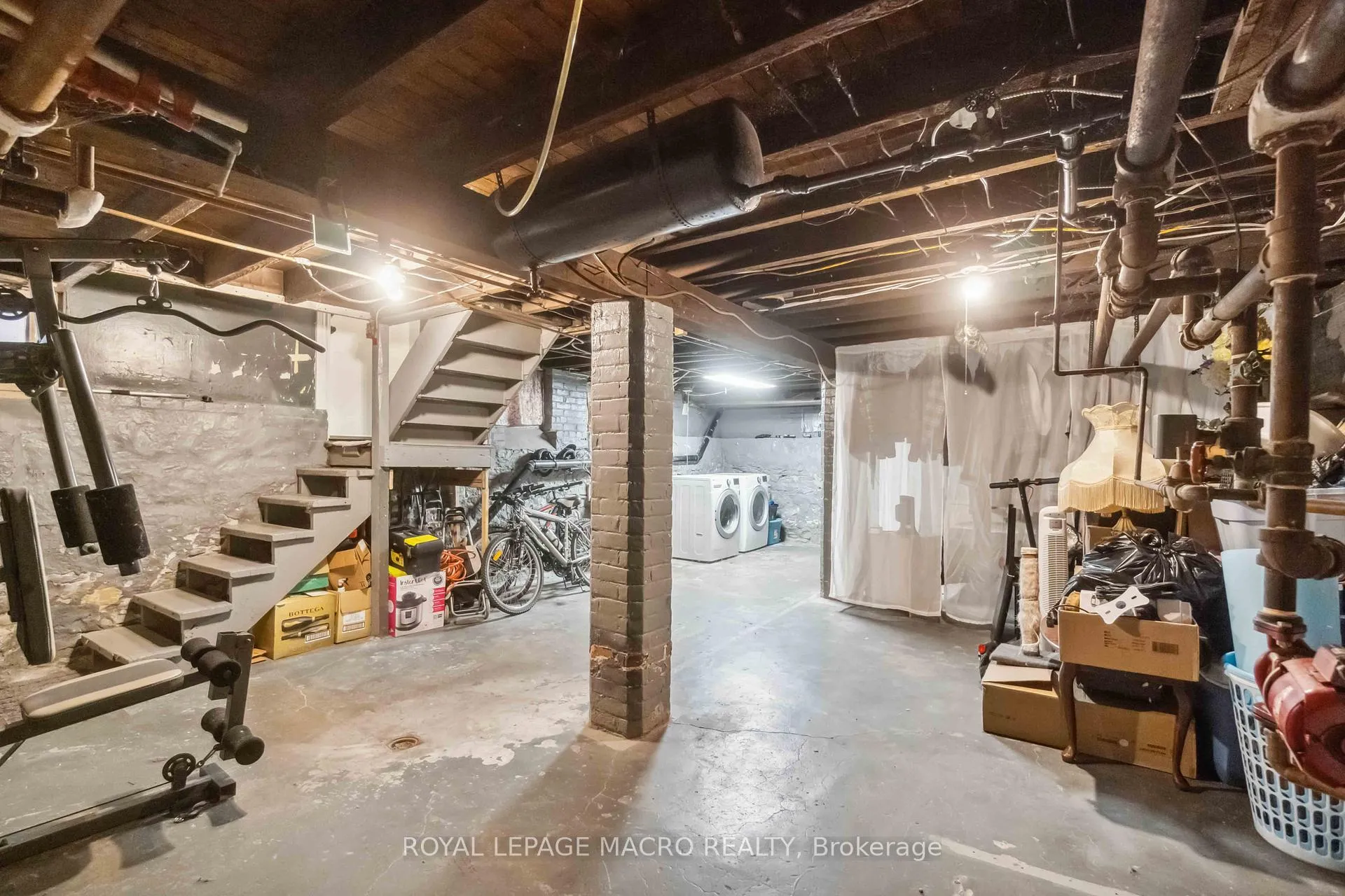 Photo 39 of 197 Wentworth Street S, Hamilton, Stinson — HOMEH