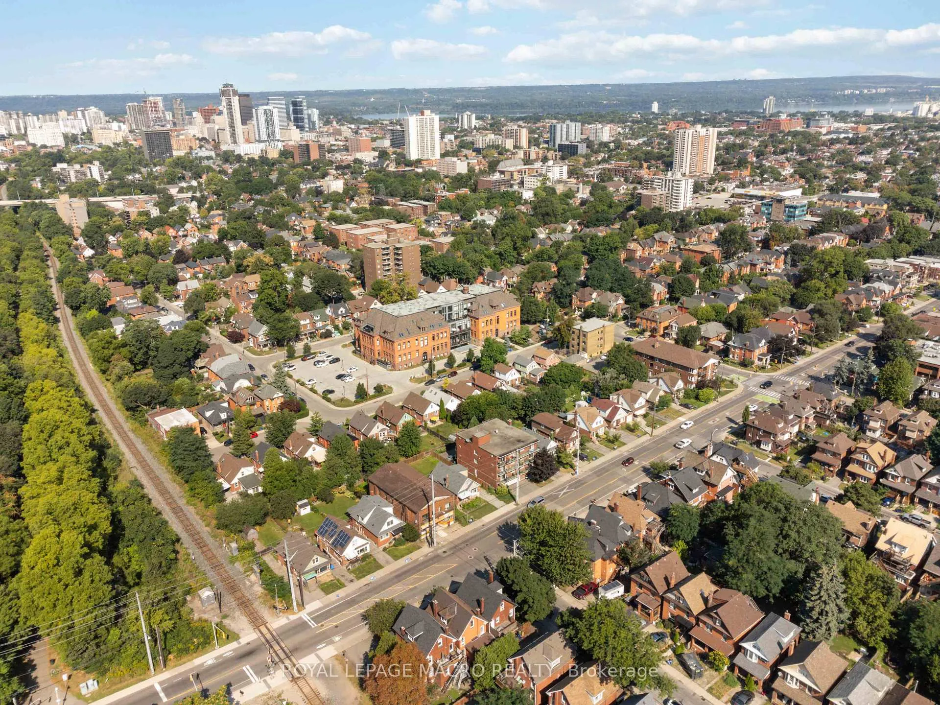 Photo 48 of 197 Wentworth Street S, Hamilton, Stinson — HOMEH